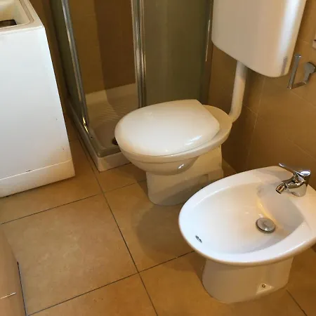Altrelli, 1 B&B * コラート